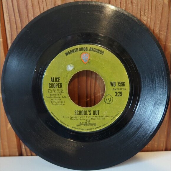ALICE COOPER School's Out / Gutter Cat Vinyl 45 RPM 7" Warner Bros Record WB7596 - Picture 1 of 4